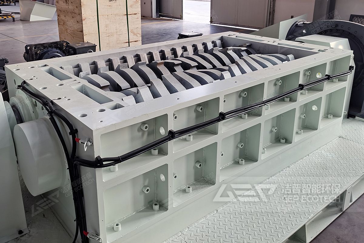 雙軸剪切式破碎機(jī)