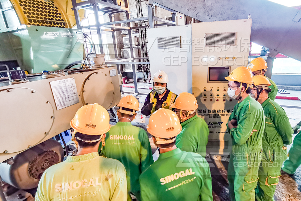 澳門廢舊輪胎破碎處理生產(chǎn)線項目