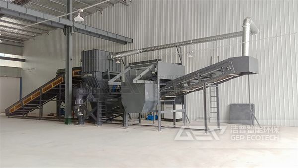 山東固廢破碎現(xiàn)場