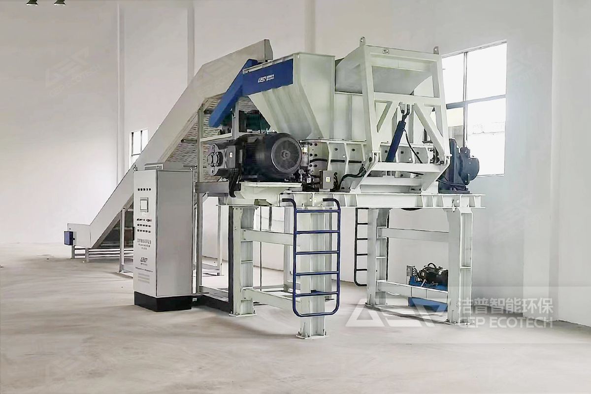 廢舊家具破碎機(jī)