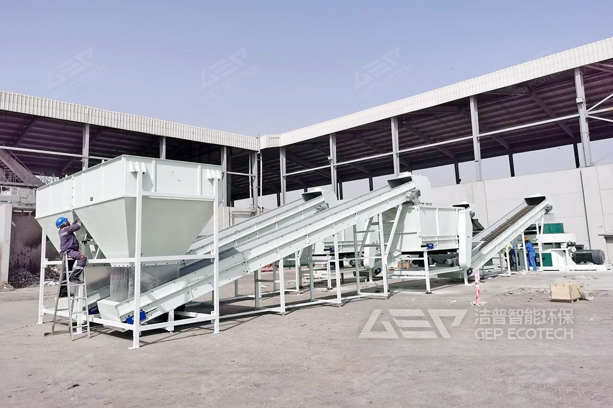 生活垃圾處理現(xiàn)場