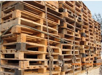 潔普智能生物質(zhì)破碎設(shè)備助力廢棄木材回收再利用