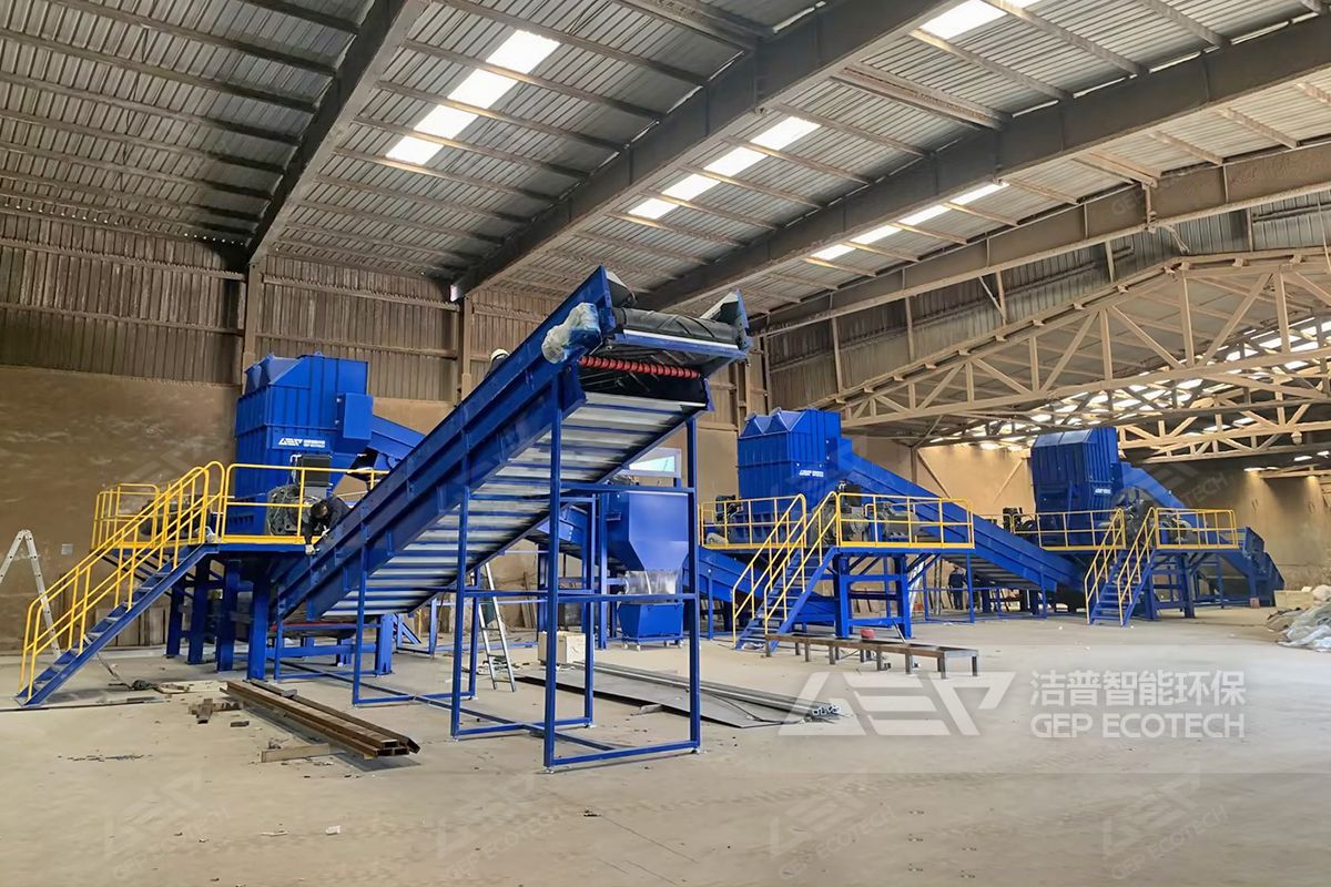 三級(jí)雙軸廢紡破碎生產(chǎn)線(xiàn)