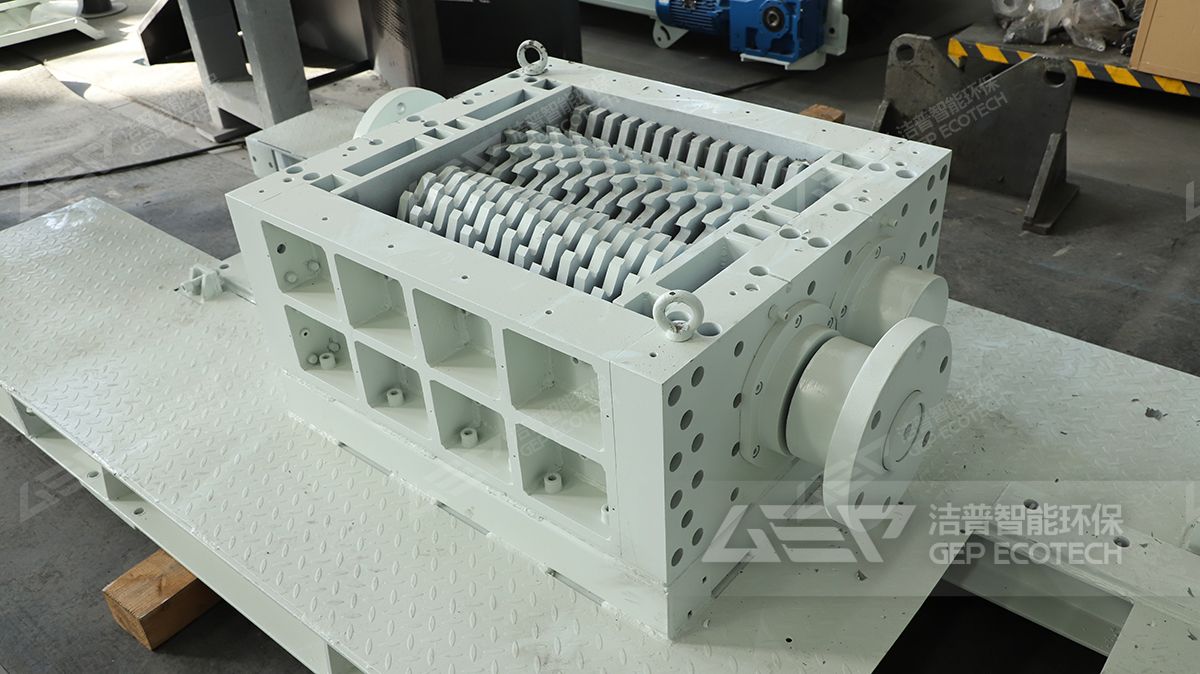 光伏組件撕碎機(jī)