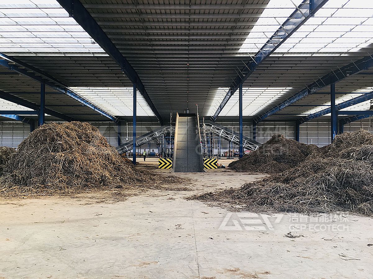 秸稈破碎現(xiàn)場(chǎng)