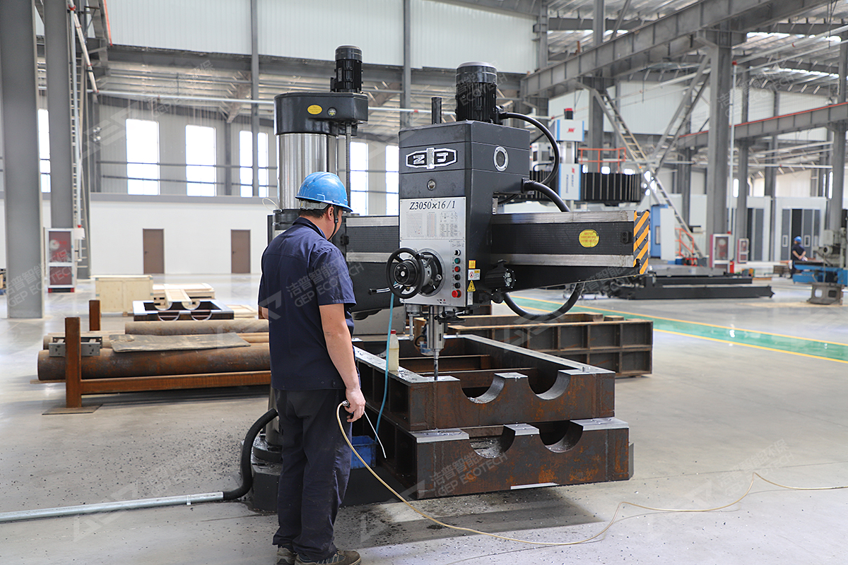 潔普智能環(huán)保：把安全生產(chǎn)放在首位！