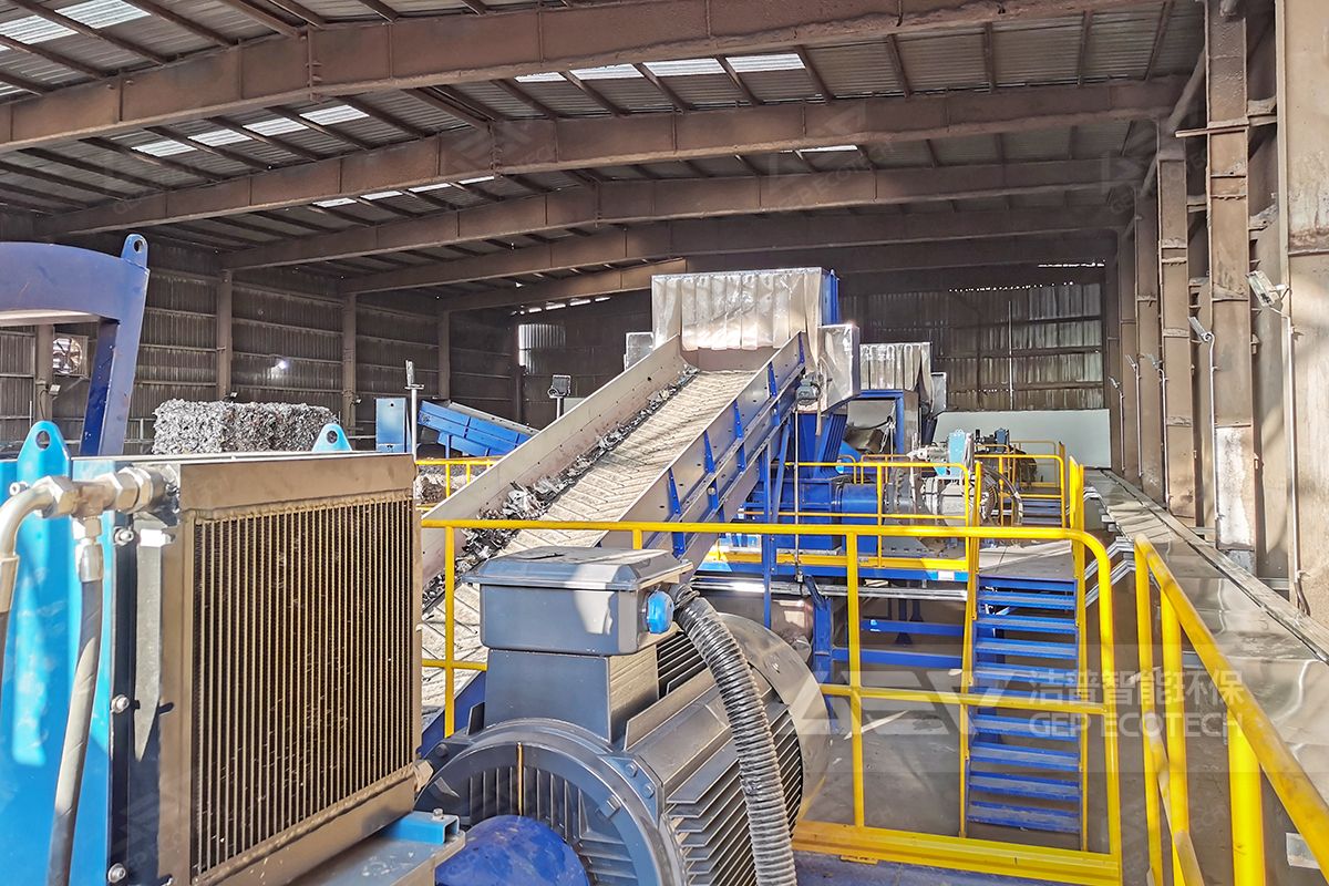 皮革處理現(xiàn)場