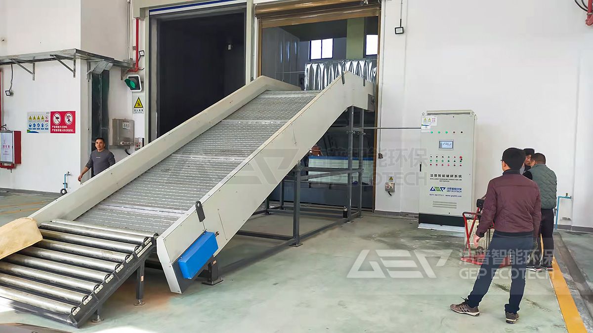 垃圾中轉(zhuǎn)站中的大件垃圾破碎機