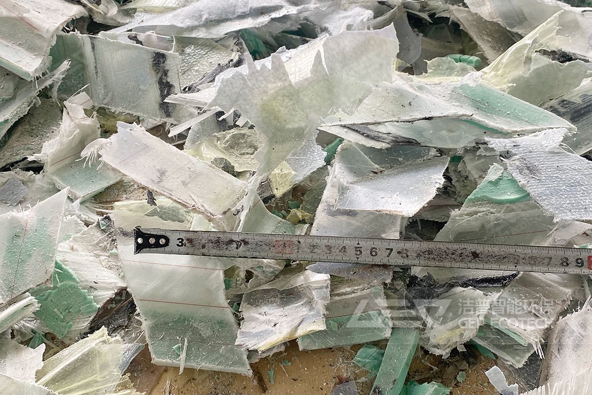 雙軸粗碎后出料