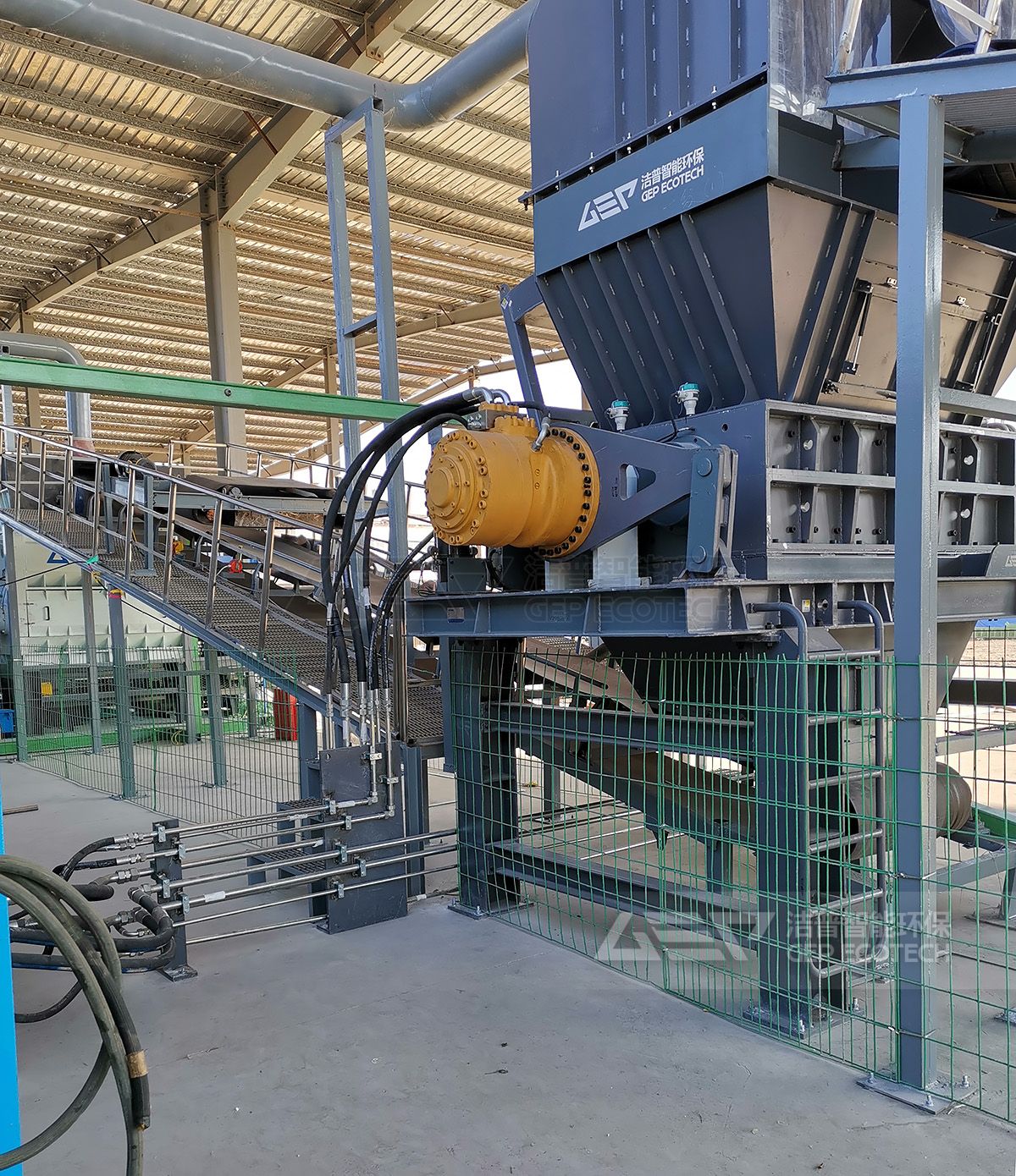 雙軸剪切式破碎機(jī)