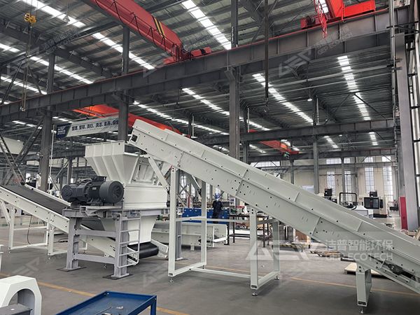 車間撕碎機(jī)展示